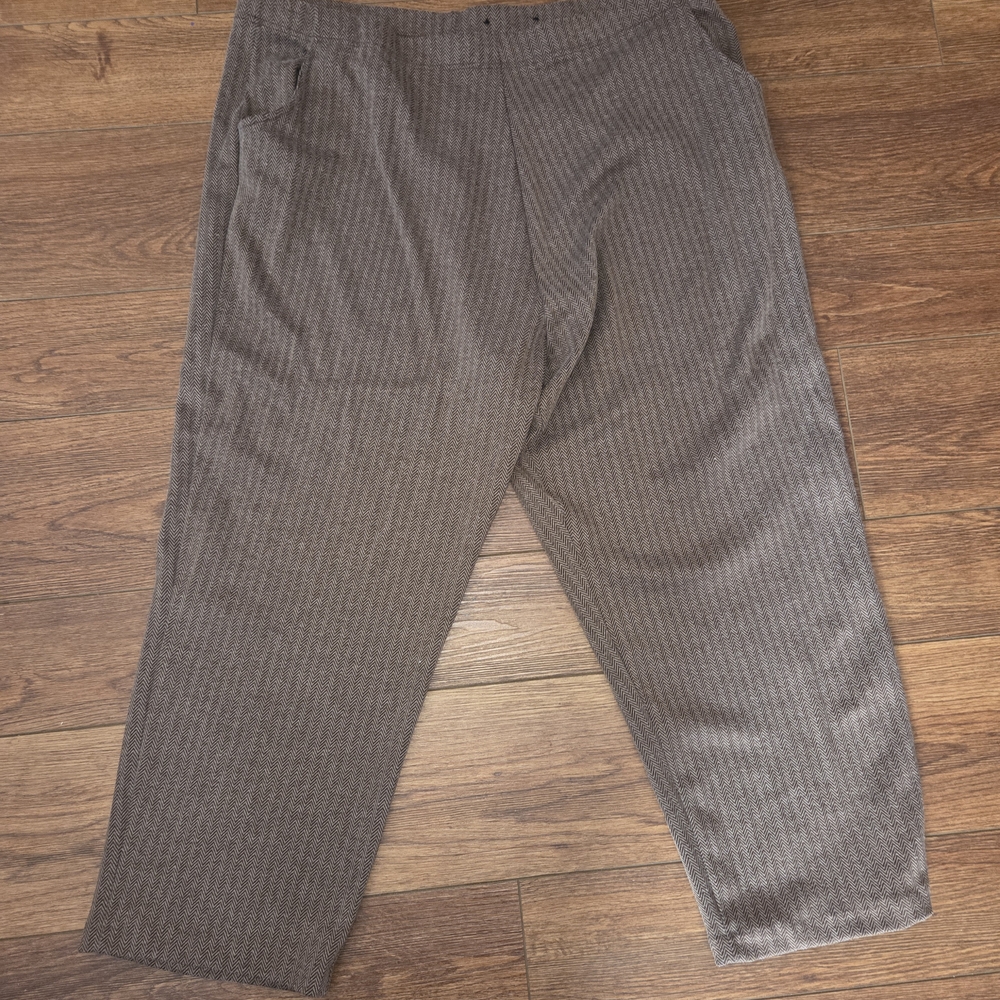 White Stag Women's Knit Pants - Brown Striped